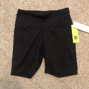 Women’s biker shorts